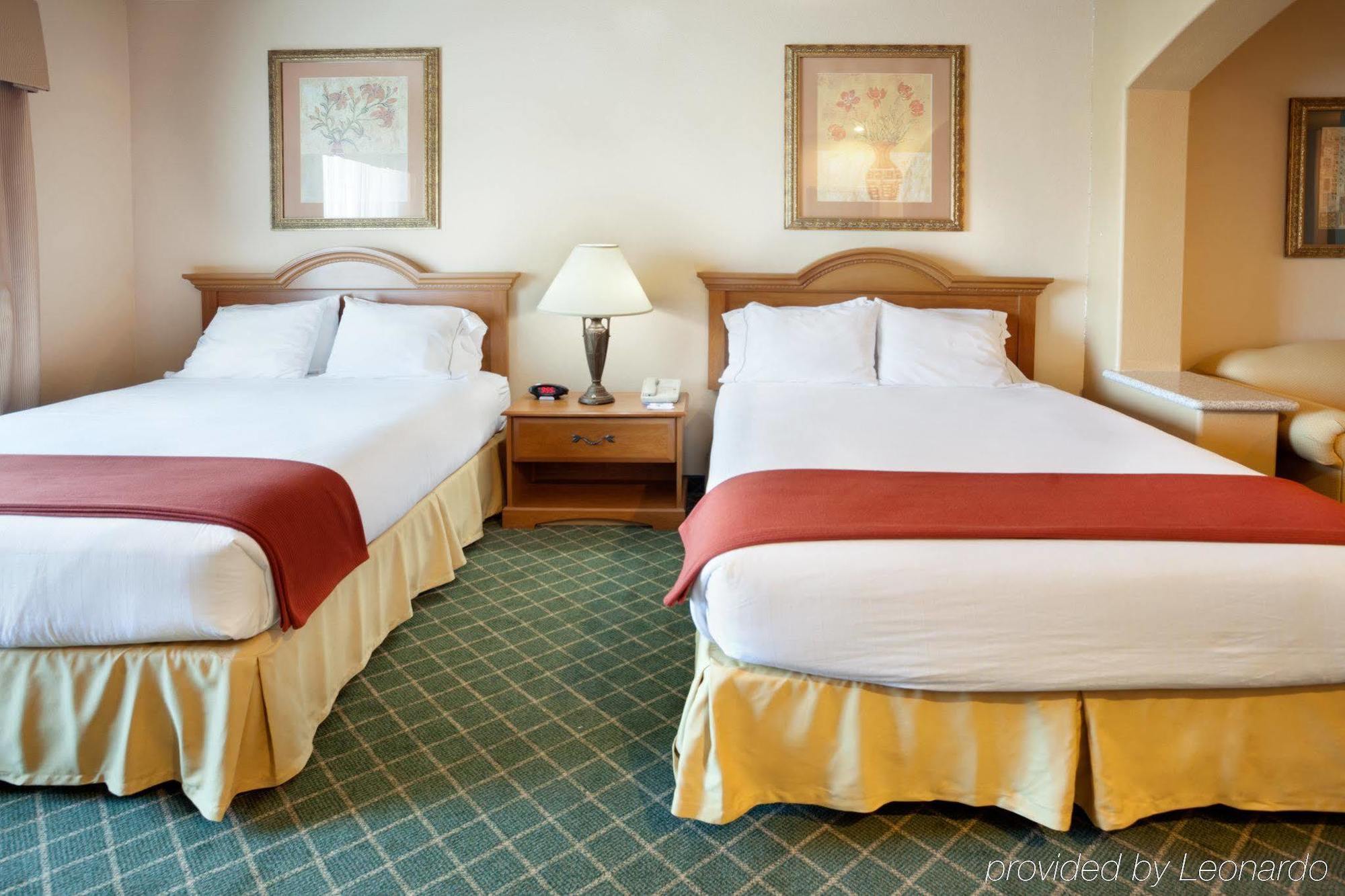 Holiday Inn Express Hotel And Suites Alice By Ihg Phòng bức ảnh