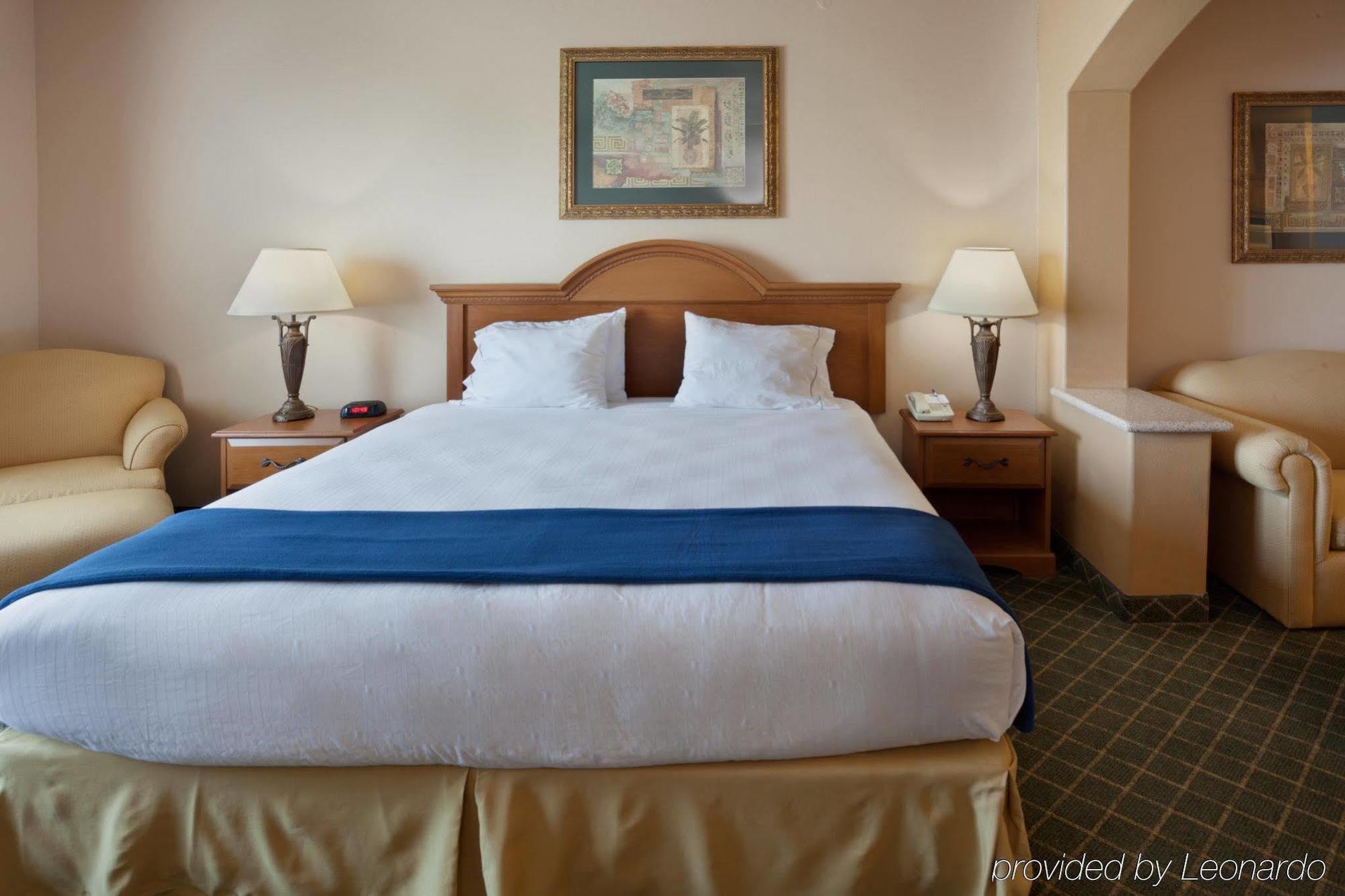 Holiday Inn Express Hotel And Suites Alice By Ihg Phòng bức ảnh